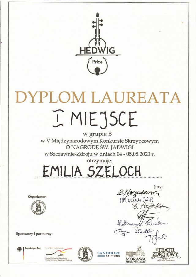 Emilia Szeloch1 23